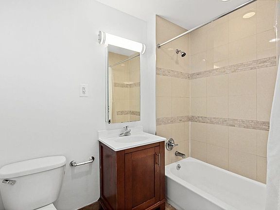 4th image of 2373 A C Powell Blvd APT 2B