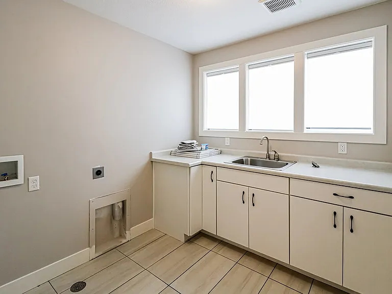 1611 W Parkview Dr — Photo 16