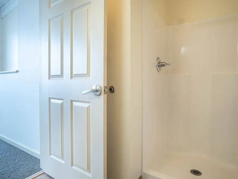 24 Main St #201 — Photo 16