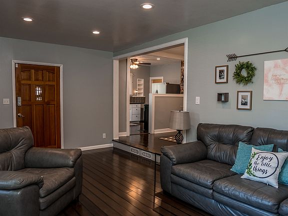 5th image of 1362 Ravenswood Dr