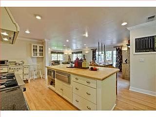 5th image of 15425 Herring Ave