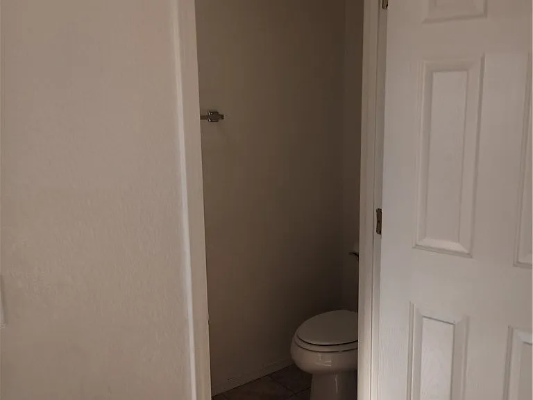 1250 E Bourbon St #4 — Photo 7