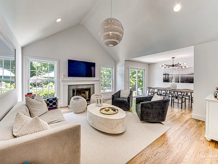 12 Underwood Dr — Photo 9