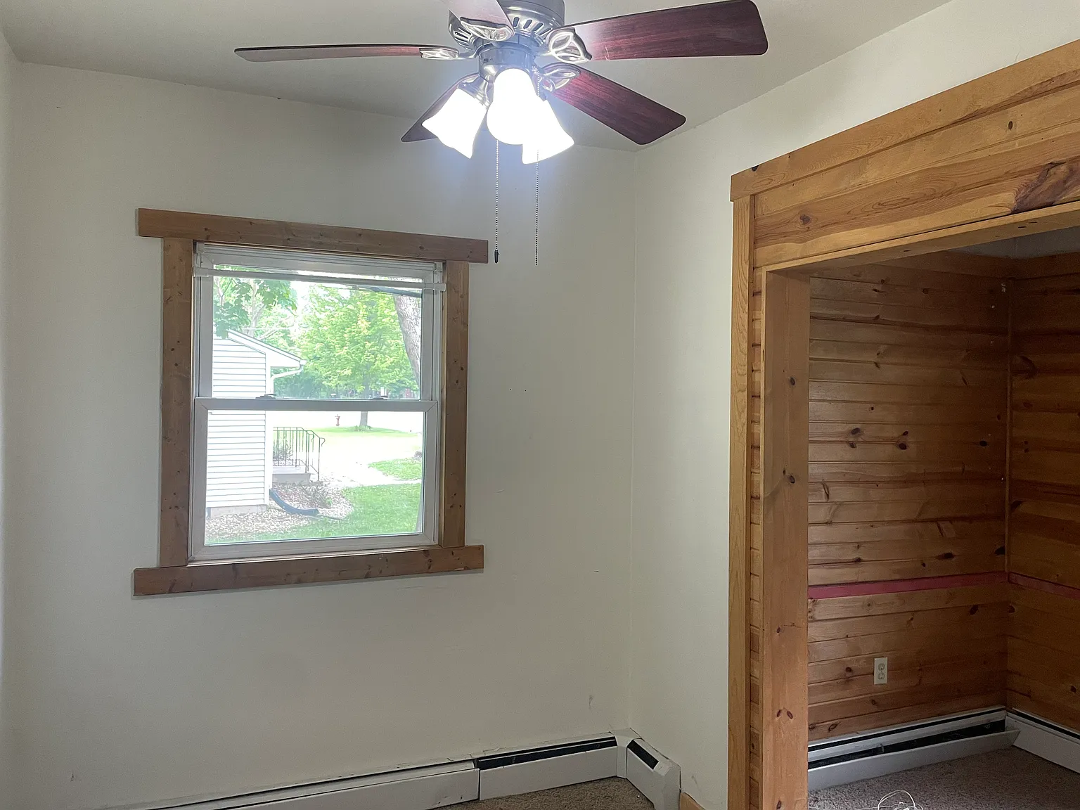 3 bed, 2040 sqft, $1,250 — Photo 4