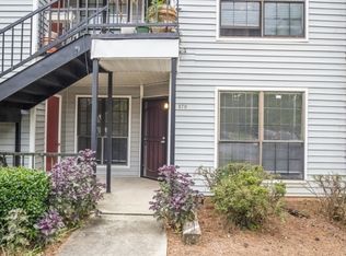 579 Windchase Ln, Stone Mountain, GA 30083