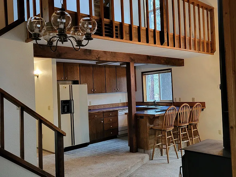 14468 Pole Ct — Photo 2