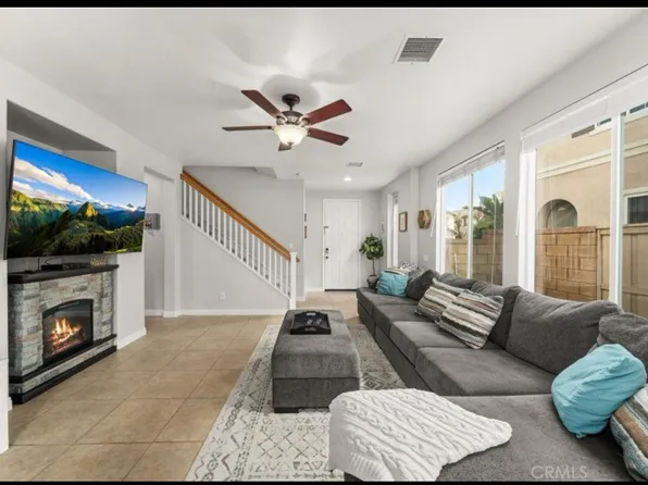 33555 Cedar Creek Ln, Lake Elsinore, CA 92532