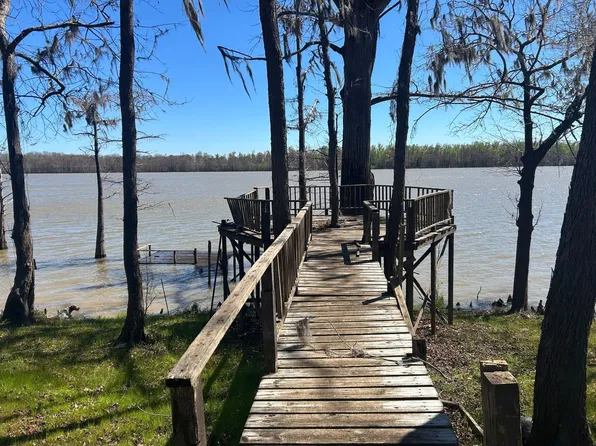 Jackson Point Rd, Natchez, MS 39120
