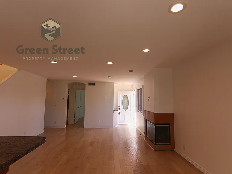 4085 Honeycutt St #1 — Photo 8