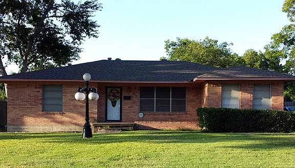2nd image of 8162 Astoria Dr
