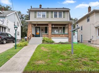 923 Ballard St SE, Grand Rapids, MI