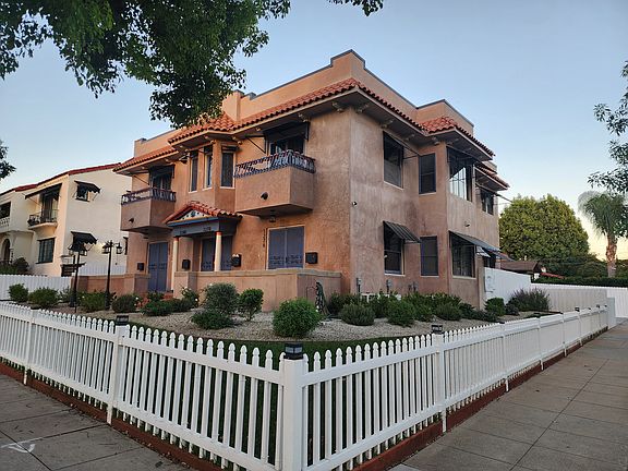 3rd image of 1276 N Los Robles Ave