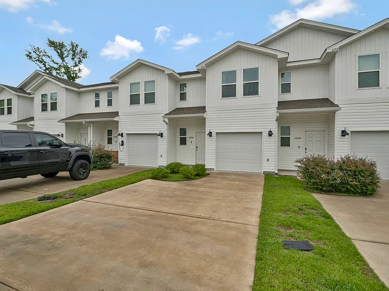 6356 Grove Park Dr — Photo 22