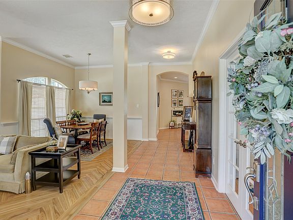 4th image of 9407 Oratorio Ct