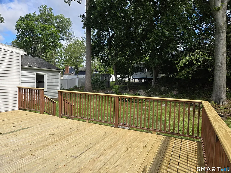 73 Crestwood Dr — Photo 11