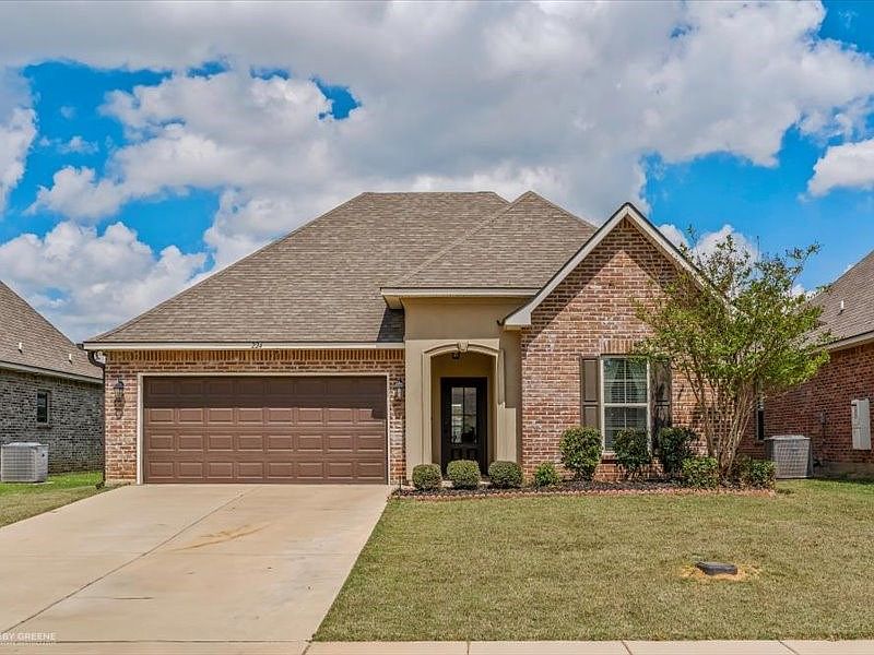 1st image of 224 Rutan Ave