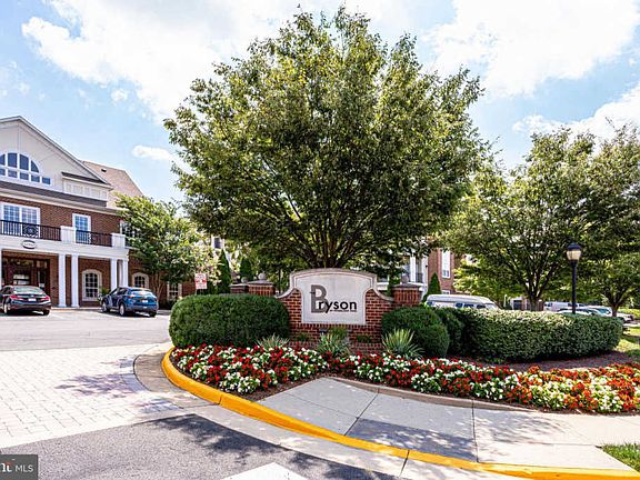 5th image of 12913 Centre Park Cir APT 309