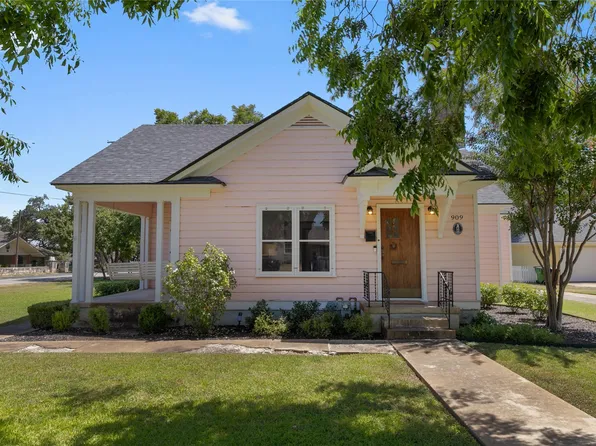 909 E Liberty Ave, Round Rock, TX 78664