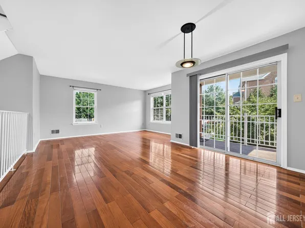 216 Copeley Way, North Brunswick, NJ 08902