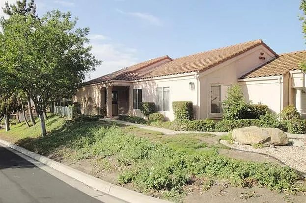 1705 Muirfield Gln — Photo 2