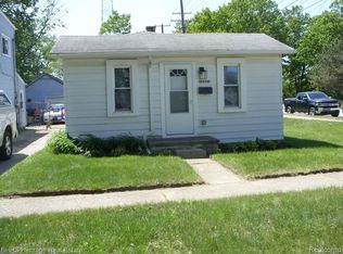4114 1st St, Wayne, MI 48184
