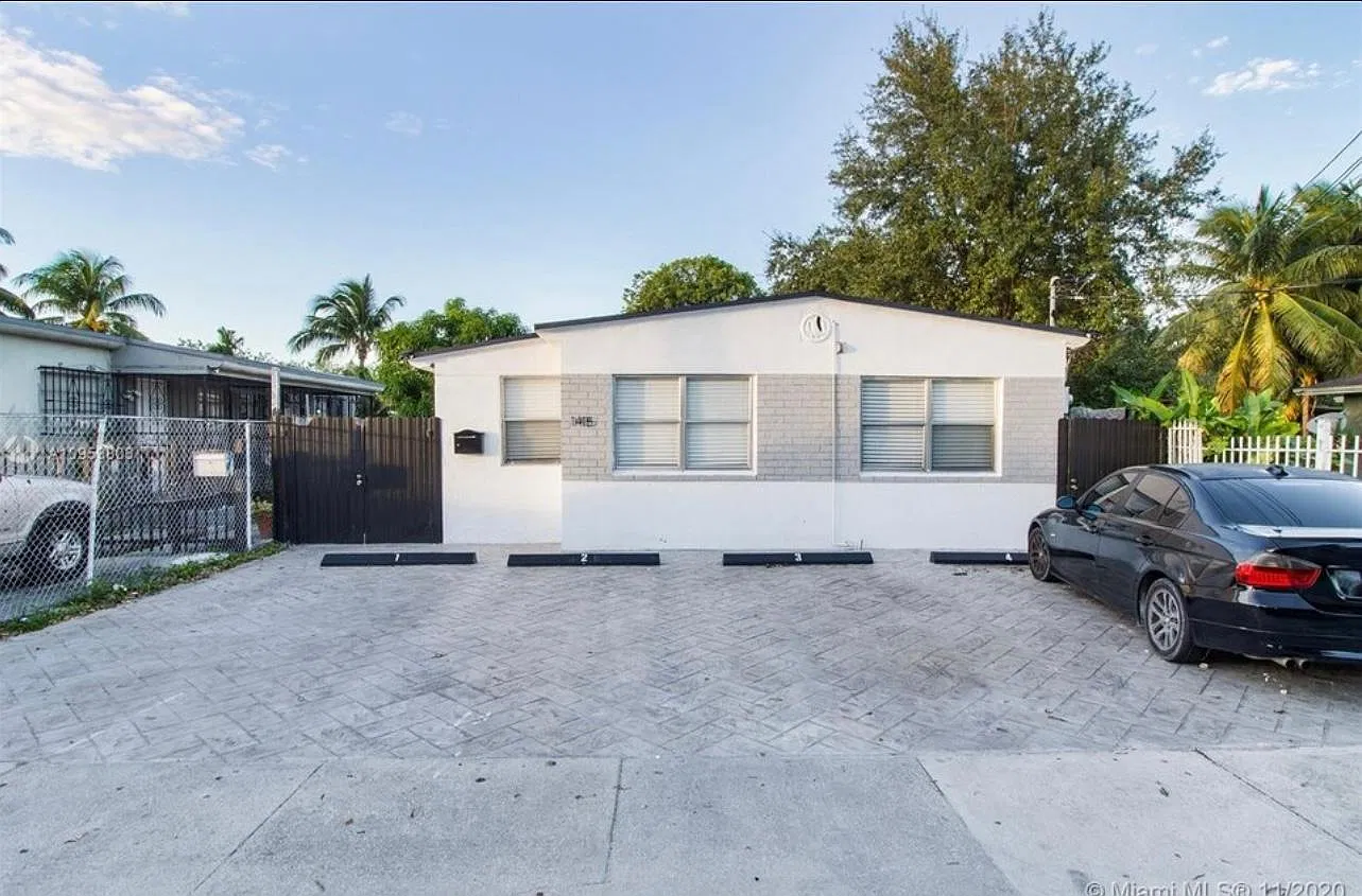 1415 NW 34th St — Photo 1