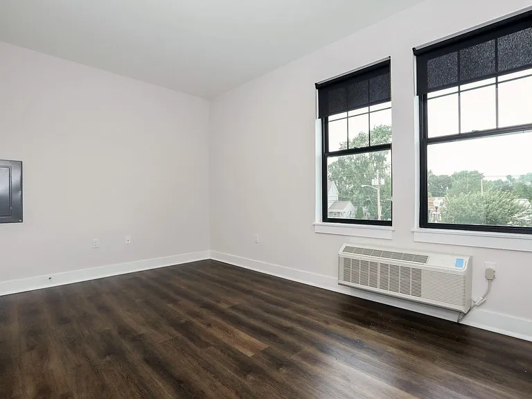 110 Market St #206 — Photo 11