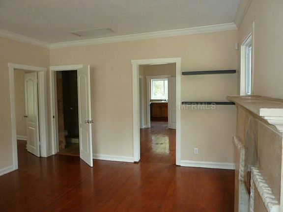 5th image of 2408 Bay St