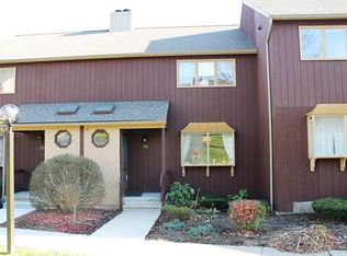 150 Skyview Dr, Cromwell, CT 06416