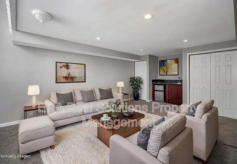 2132 Gilbert Ave #A — Photo 20