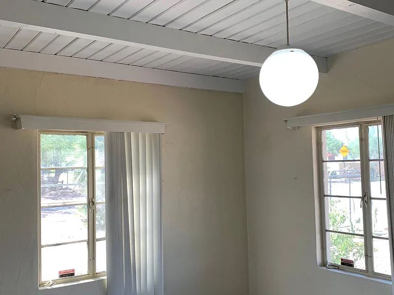 1226 E Mitchell St — Photo 6