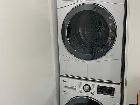5th image of 1300 Newning Ave APT 204
