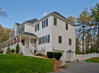 9 Secret Garden Ln, Franklin, MA 02038