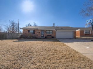218 Klondike Dr, Yukon, OK 73099