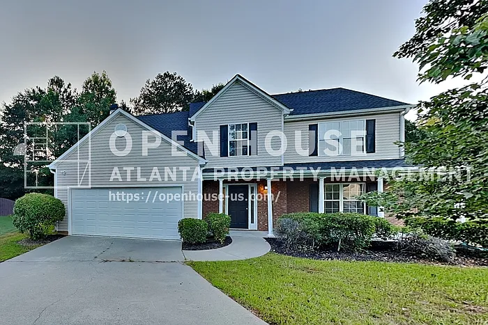 1210 Webb Farm Ln — Photo 1