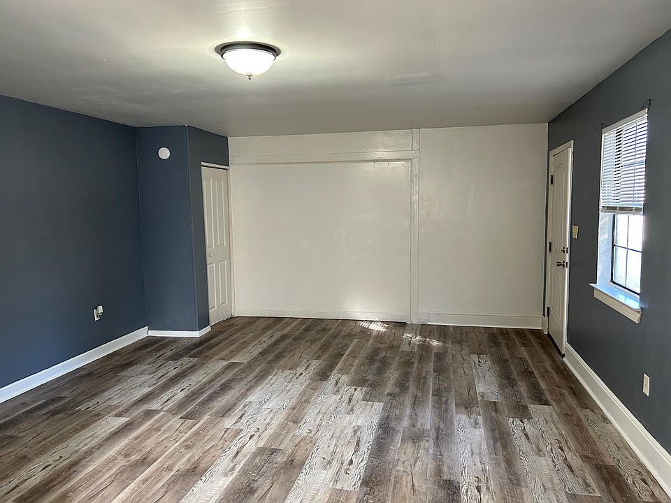 1st image of 355 Seal Ave #C3
