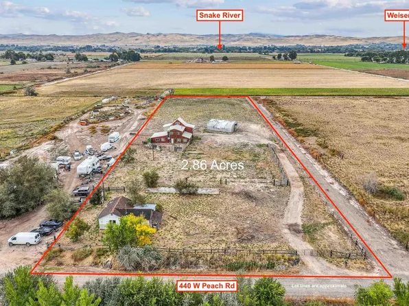 440 Peach Rd, Ontario, OR 97914