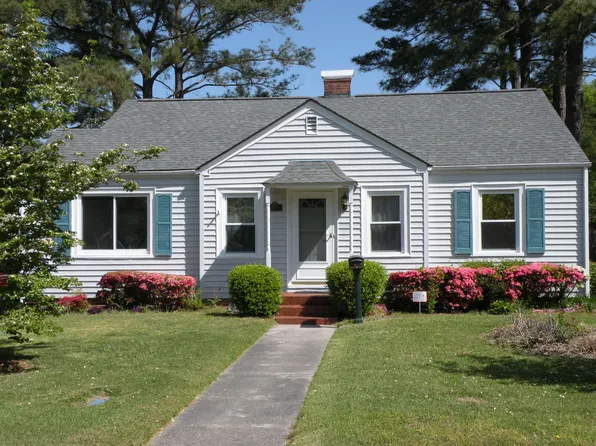 1620 Colonial Way, New Bern, NC 28560