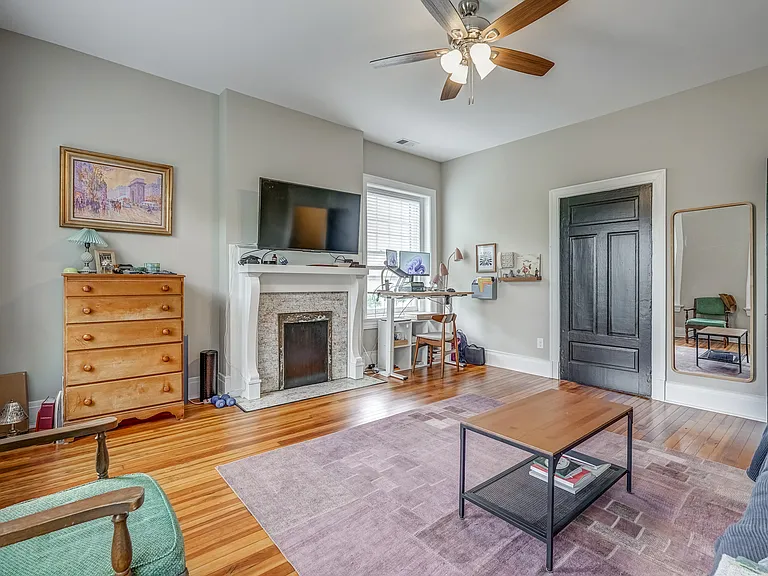 425 N Arthur Ashe Blvd #G — Photo 1