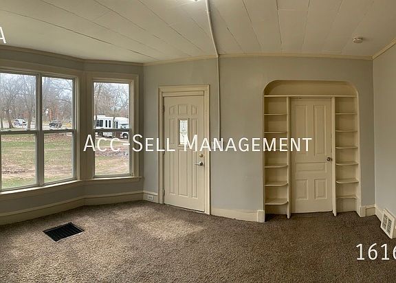 2nd image of 1030 Eastern Ave SE #1