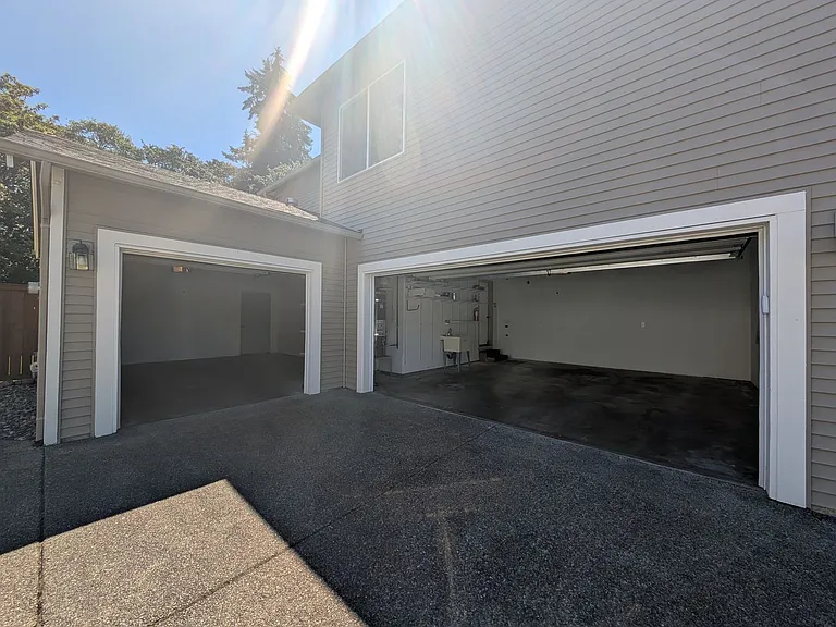 2233 Wallace Loop — Photo 37