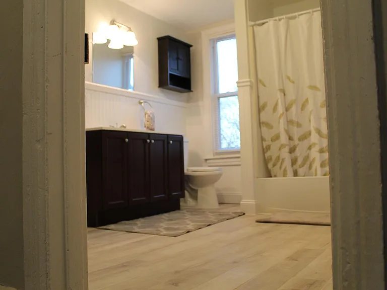 38 E High St — Photo 36