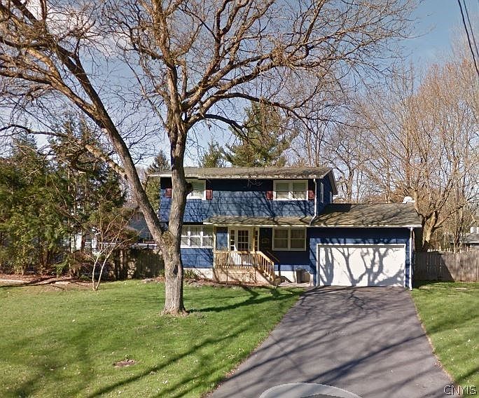 1st image of 122 Sagamore Dr S