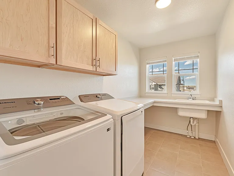 394 Blackfoot St — Photo 11