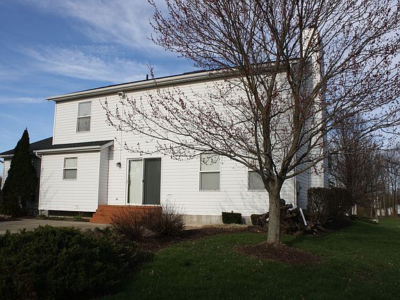 5th image of 7476 Foghorn Ln