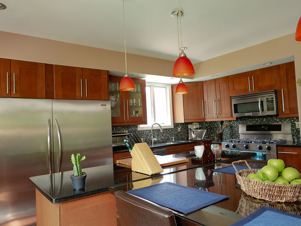 62 Corona Ave, Staten Island, NY 10306 Zillow