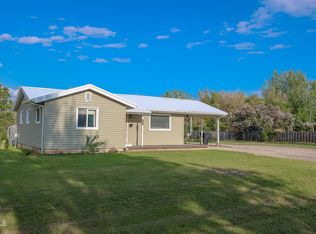 5218 1st Ave W, Williston, ND 58801