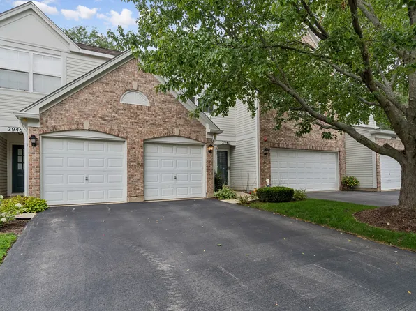 2943 Stonewater Dr Unit 2943, Naperville, IL 60564