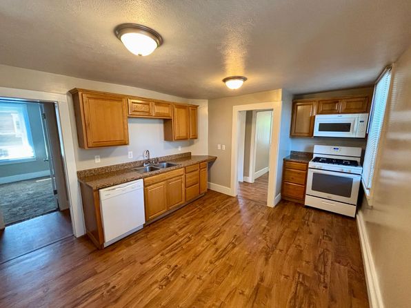 59-65 E Main St #B
