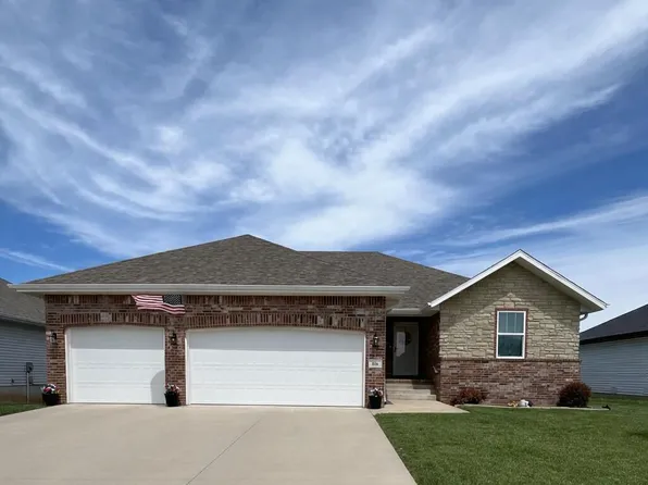 816 S Ridgemont Drive, Nixa, MO 65714